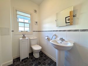 Photo 27- click for photo gallery